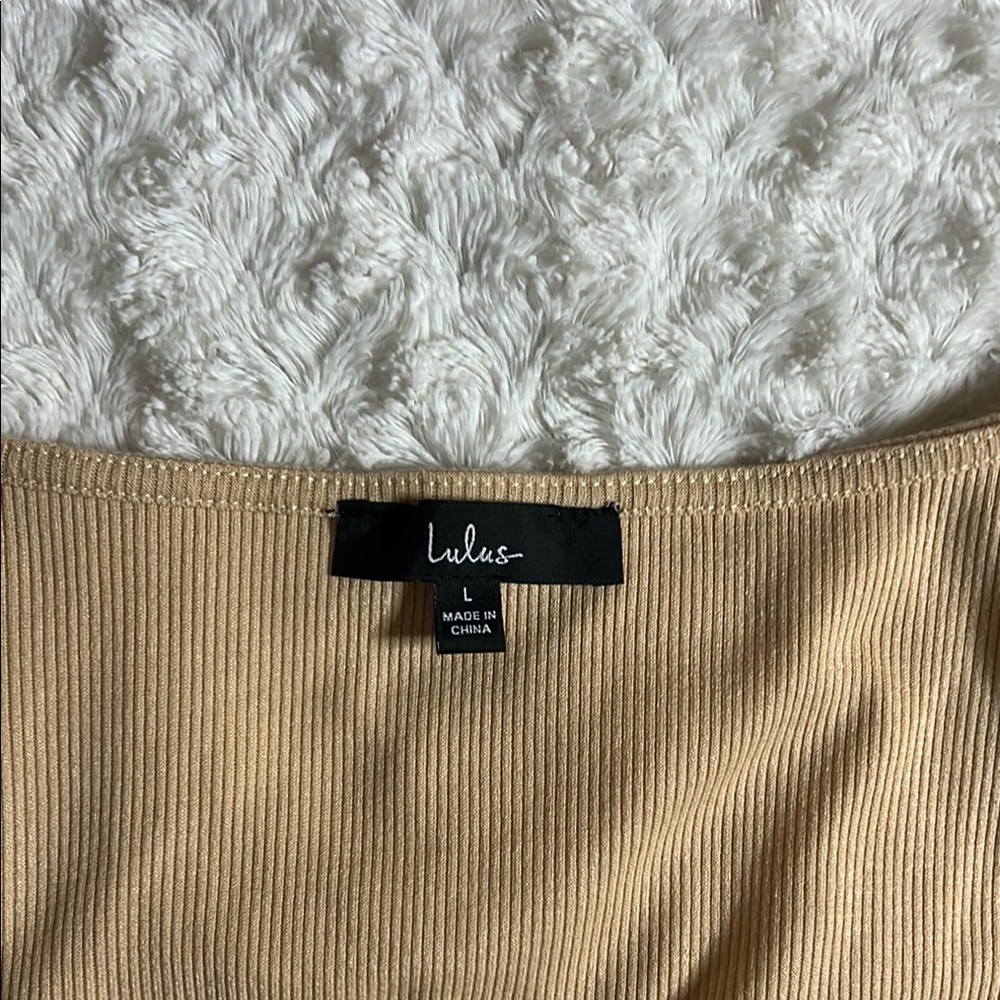 Lulu's Tan Ribbed Bodysuit with Cap Sleeves - Picture 2 of 7